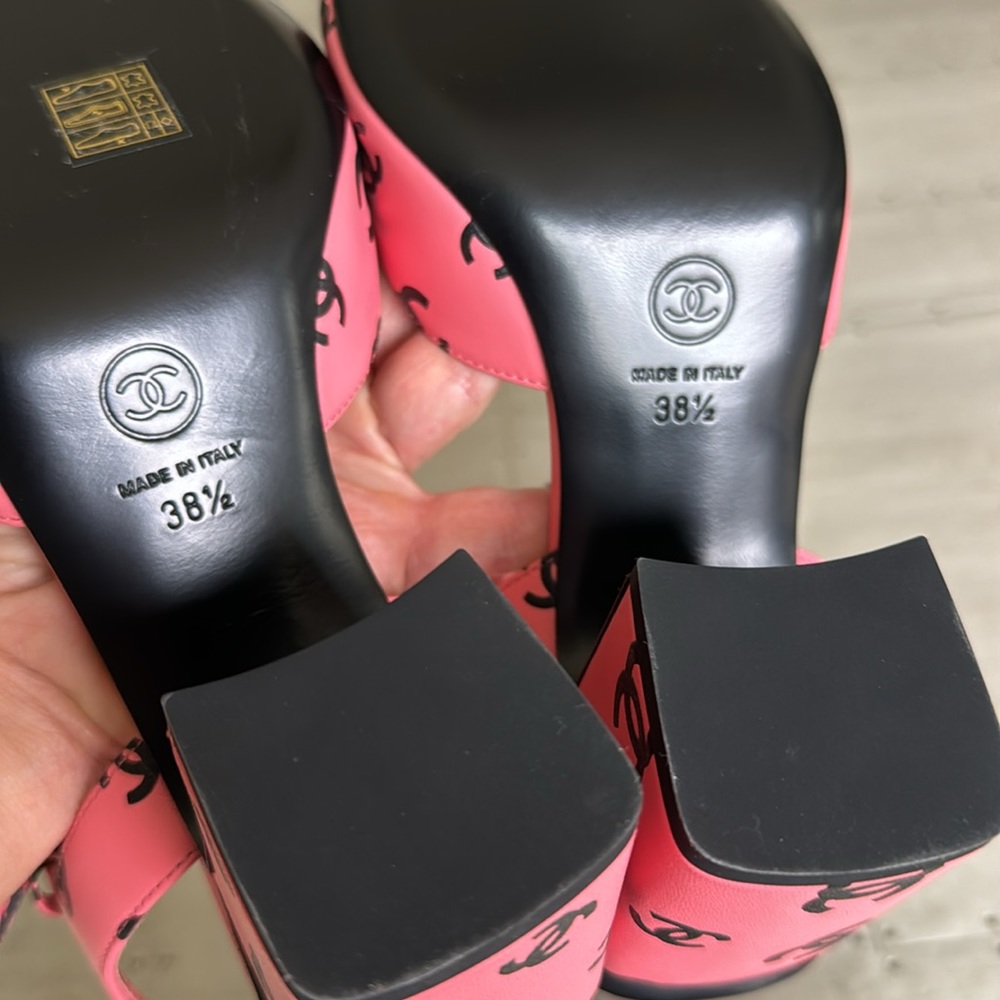Chanel crazy cc pink black sandal pump logo shoes with box and dustbag sz 38.5 - Picture 9 of 9